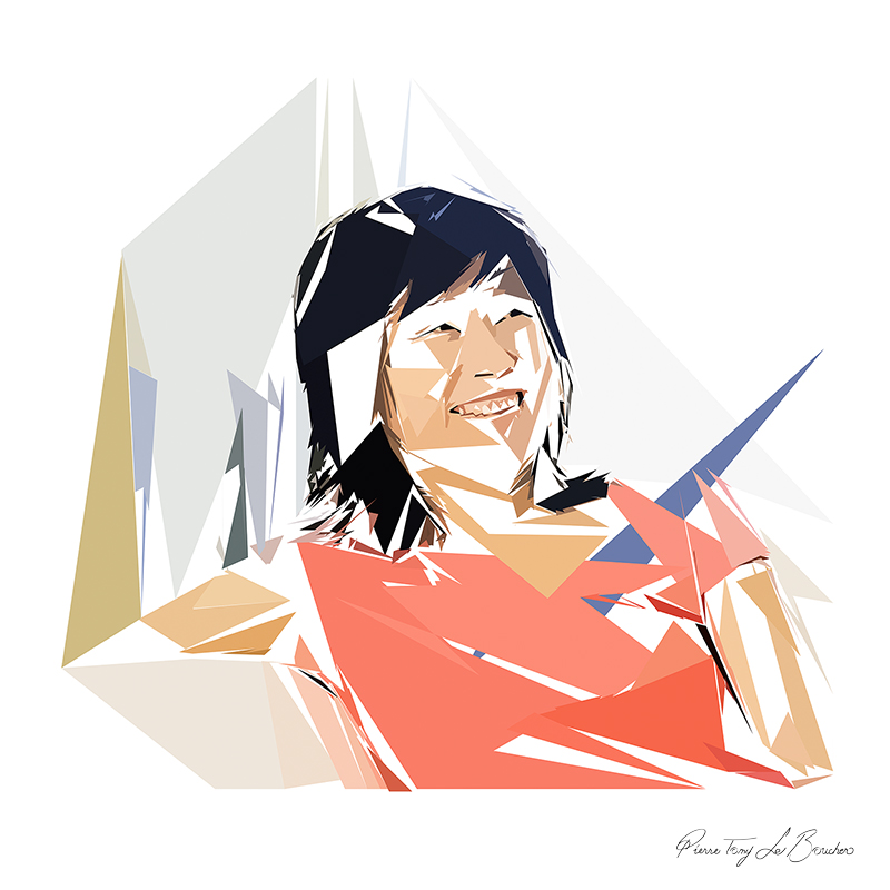 Portrait de Hou-Chi, compagne de Pan, femme aux cheveux noirs souriant, composée de formes polygonales corail, beiges, grises, bleues et blanches.