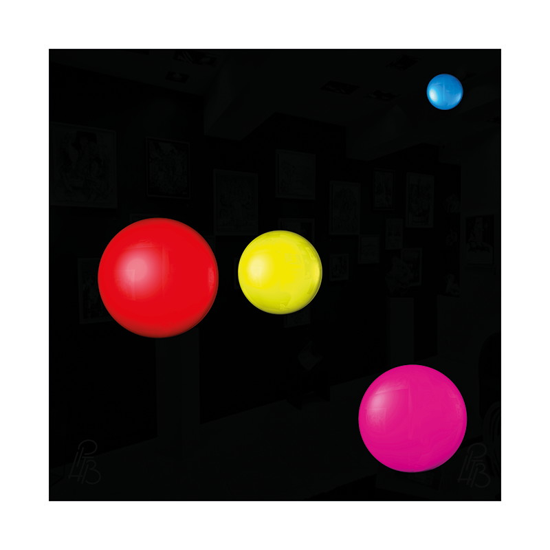 Préfiguration 3D de l’œuvre Les taches de naissance d’Émile Zola, composée de quatre macules en relief rouge, jaune, magenta et bleue sur un fond noir brillant.