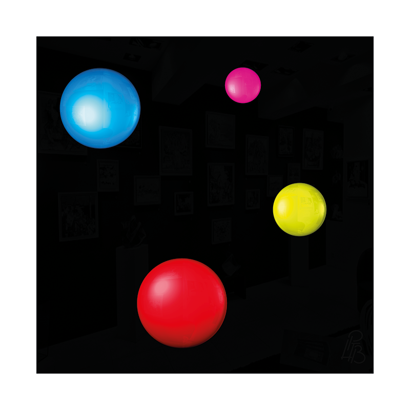Préfiguration 3D de l’œuvre Les taches de naissance de René Descartes, composée de quatre macules en relief bleue, magenta, jaune et rouge sur un fond noir brillant.